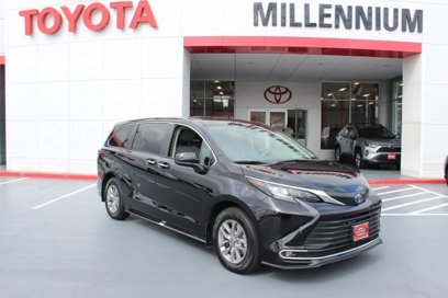 Certified 2024 Toyota Sienna XLE