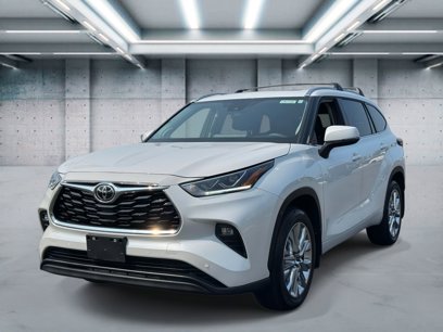 Used 2025 Toyota Highlander Limited