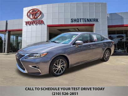 Used 2017 Lexus ES 350 w/ Luxury Package