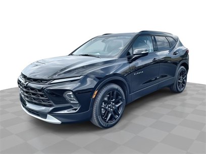 Certified 2023 Chevrolet Blazer LT w/ LPO, Black Grille Bar Package