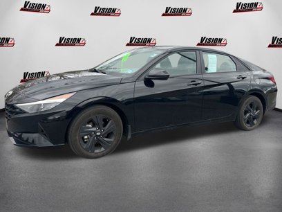 Certified 2022 Hyundai Elantra SEL