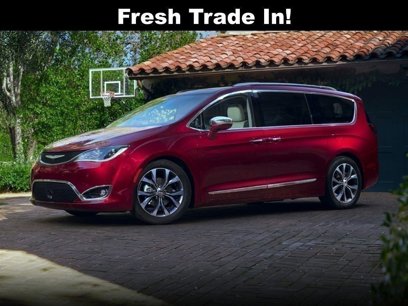 Used 2019 Chrysler Pacifica Touring-L