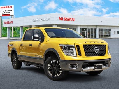 Used 2018 Nissan Titan PRO-4X w/ Pro-4x Convenience Package