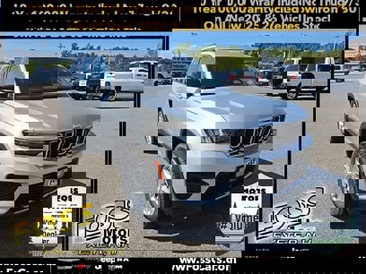New 2025 Jeep Grand Cherokee Laredo