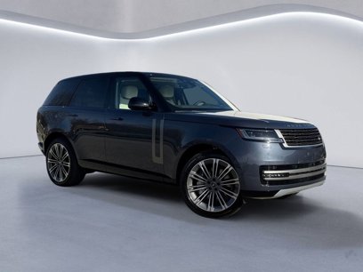 New 2025 Land Rover Range Rover SE