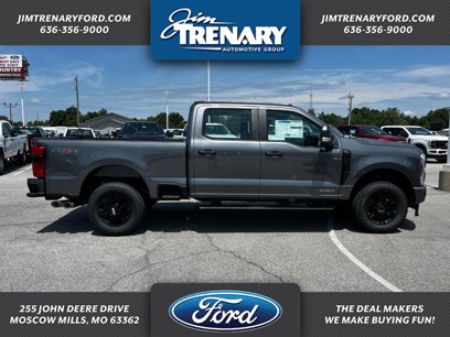 New 2025 Ford F250 4x4 Crew Cab Super Duty