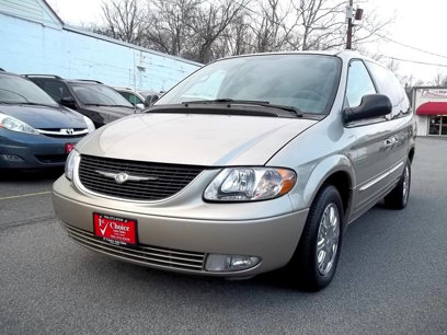 Used 2003 Chrysler Town & Country Limited