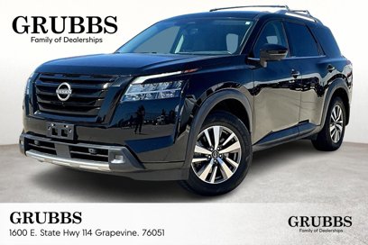 Used 2022 Nissan Pathfinder SL w/ Lighting Package (N92)