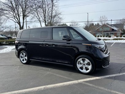 New 2025 Volkswagen ID. Buzz Pro S