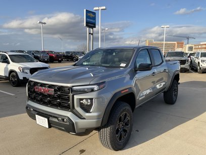 New 2025 GMC Canyon Elevation w/ Convenience Package