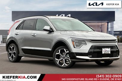 New 2025 Kia Niro SX Touring