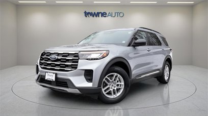 Used 2025 Ford Explorer Active