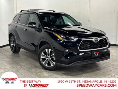 Used 2023 Toyota Highlander XLE