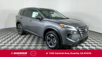 New 2025 Nissan Rogue SV w/ SV Premium Package