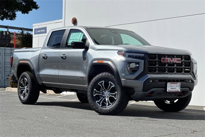 New 2025 GMC Canyon AT4