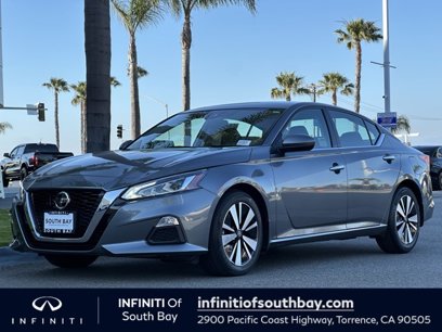 Used 2022 Nissan Altima 2.5 SV