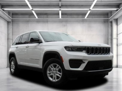 New 2025 Jeep Grand Cherokee Laredo w/ Luxury Tech Group I