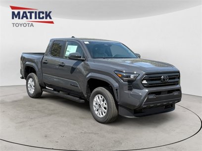 New 2025 Toyota Tacoma SR5