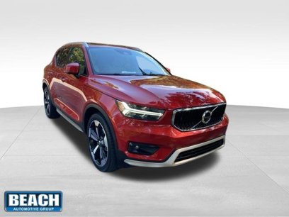 Used 2021 Volvo XC40 T5 Momentum
