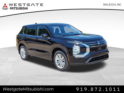 New 2025 Mitsubishi Outlander ES
