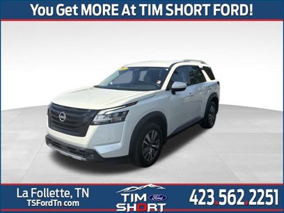 Used 2022 Nissan Pathfinder SL w/ Lighting Package (N92)