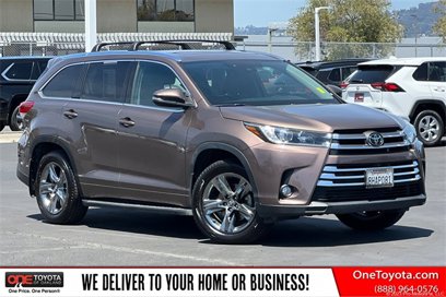Used 2018 Toyota Highlander Limited Platinum