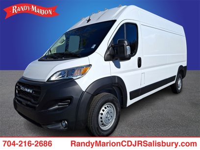 New 2025 RAM ProMaster 2500 w/ Convenience Group
