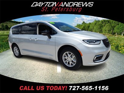 Certified 2024 Chrysler Pacifica Touring-L