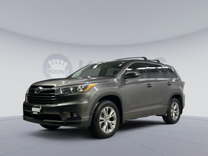 Used 2016 Toyota Highlander Plus