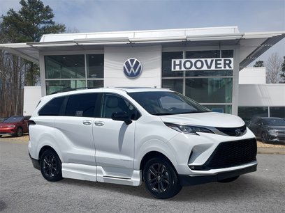 Used 2024 Toyota Sienna XSE