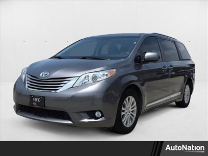 Used 2017 Toyota Sienna XLE Premium