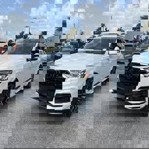 Used 2021 Audi Q7 3.0T Prestige w/ Prestige Package