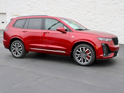 New 2025 Cadillac XT6 Sport w/ Technology Package
