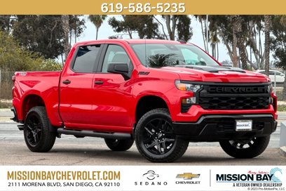 New 2025 Chevrolet Silverado 1500 Custom Trail Boss w/ Turbomax Blackout Package