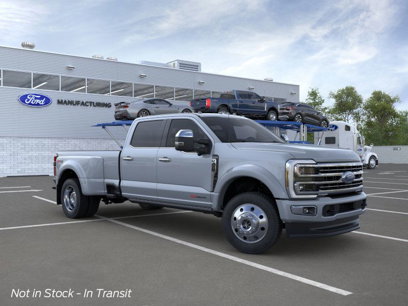 New 2025 Ford F450 Platinum w/ Platinum Plus Package