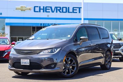 Used 2020 Chrysler Pacifica Touring-L Plus