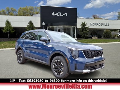 New 2025 Kia Sorento S