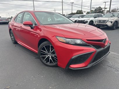 Used 2023 Toyota Camry SE