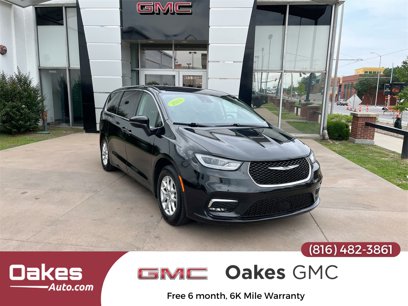 Used 2023 Chrysler Pacifica Touring-L