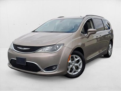 Used 2017 Chrysler Pacifica Touring-L