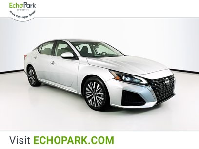 Used 2023 Nissan Altima 2.5 SV
