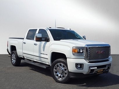Used 2016 GMC Sierra 2500 Denali w/ Duramax Plus Package