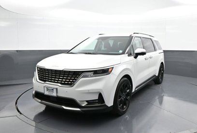 Certified 2023 Kia Carnival SX