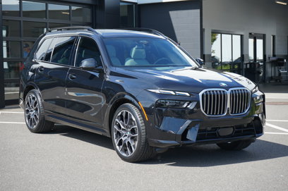 Used 2023 BMW X7 xDrive40i w/ Dynamic Handling Package