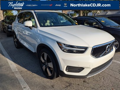 Used 2020 Volvo XC40 T5 Momentum