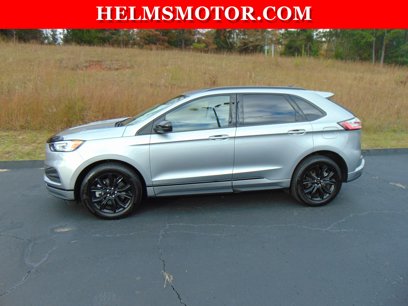 Used 2022 Ford Edge SE w/ Black Appearance Package