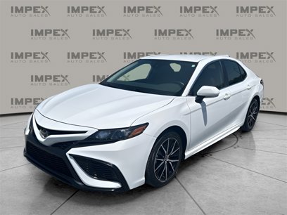 Used 2023 Toyota Camry SE