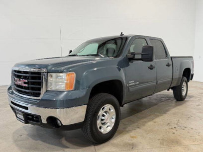 Used 2009 GMC Sierra 2500 SLE w/ Convenience Package