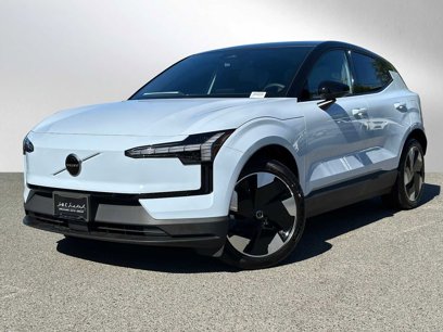 New 2025 Volvo EX30 Plus w/ Protection Package Premier