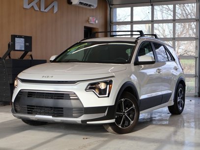 New 2024 Kia Niro LX w/ Option Group 015